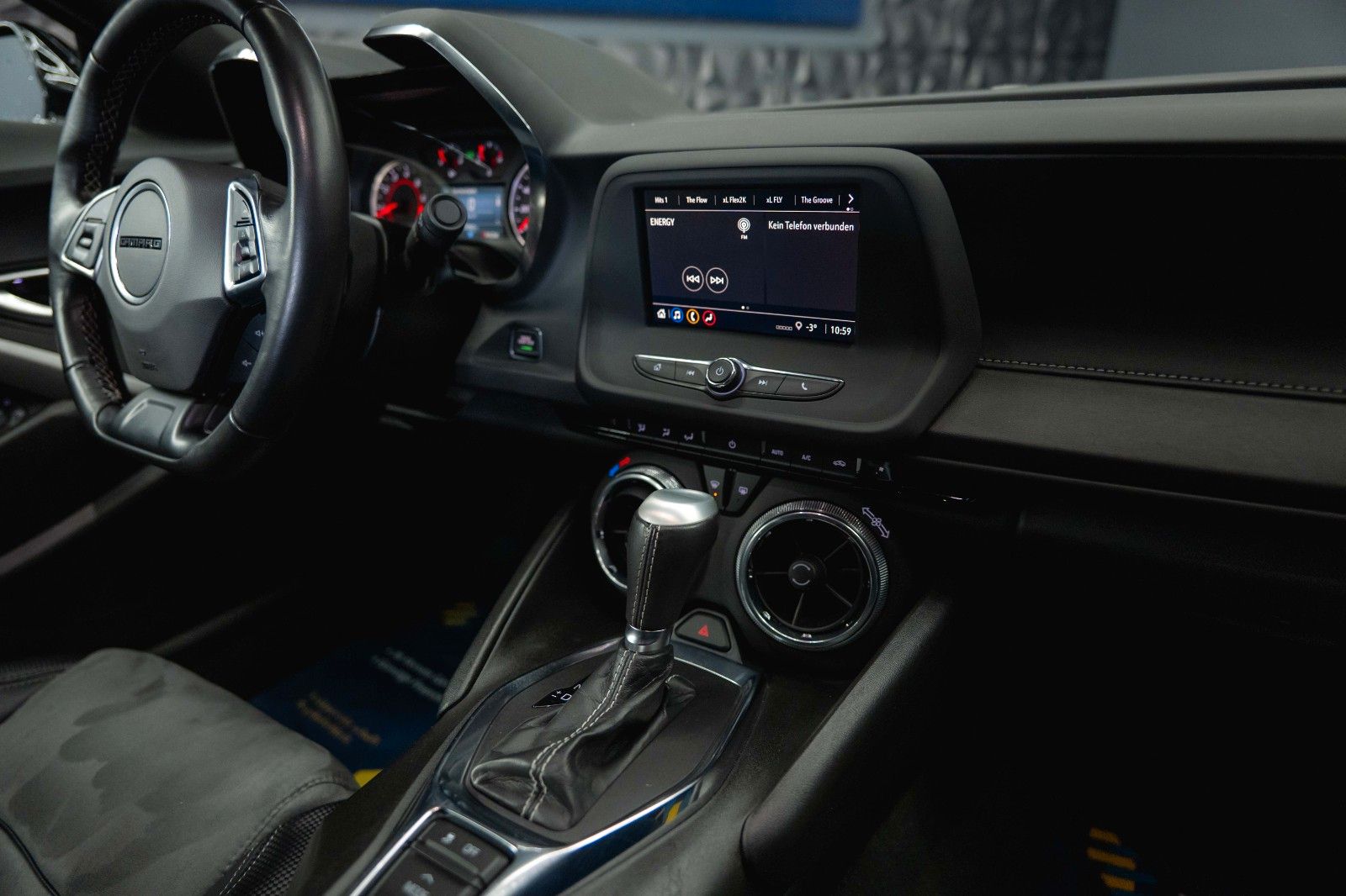 Fahrzeugabbildung Chevrolet Camaro 6.2 SS Coupe ZL1 LT1 Performance CarPlay