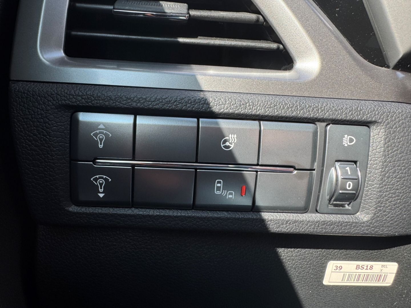 Fahrzeugabbildung KGM Korando Bliss 6/AT 2WD SHZ+LHZ+Kamera