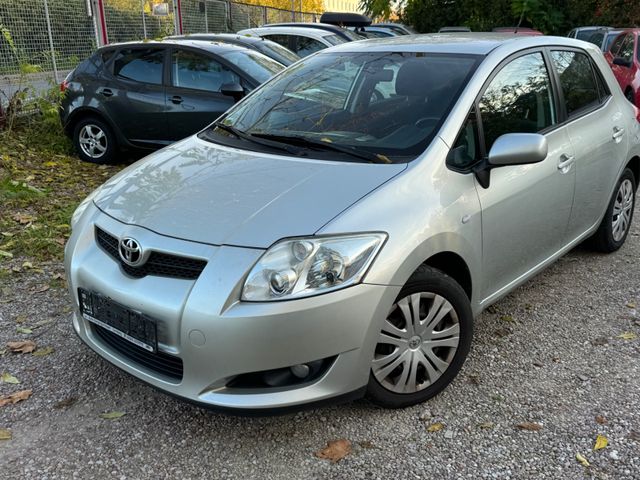 Toyota Auris Sol