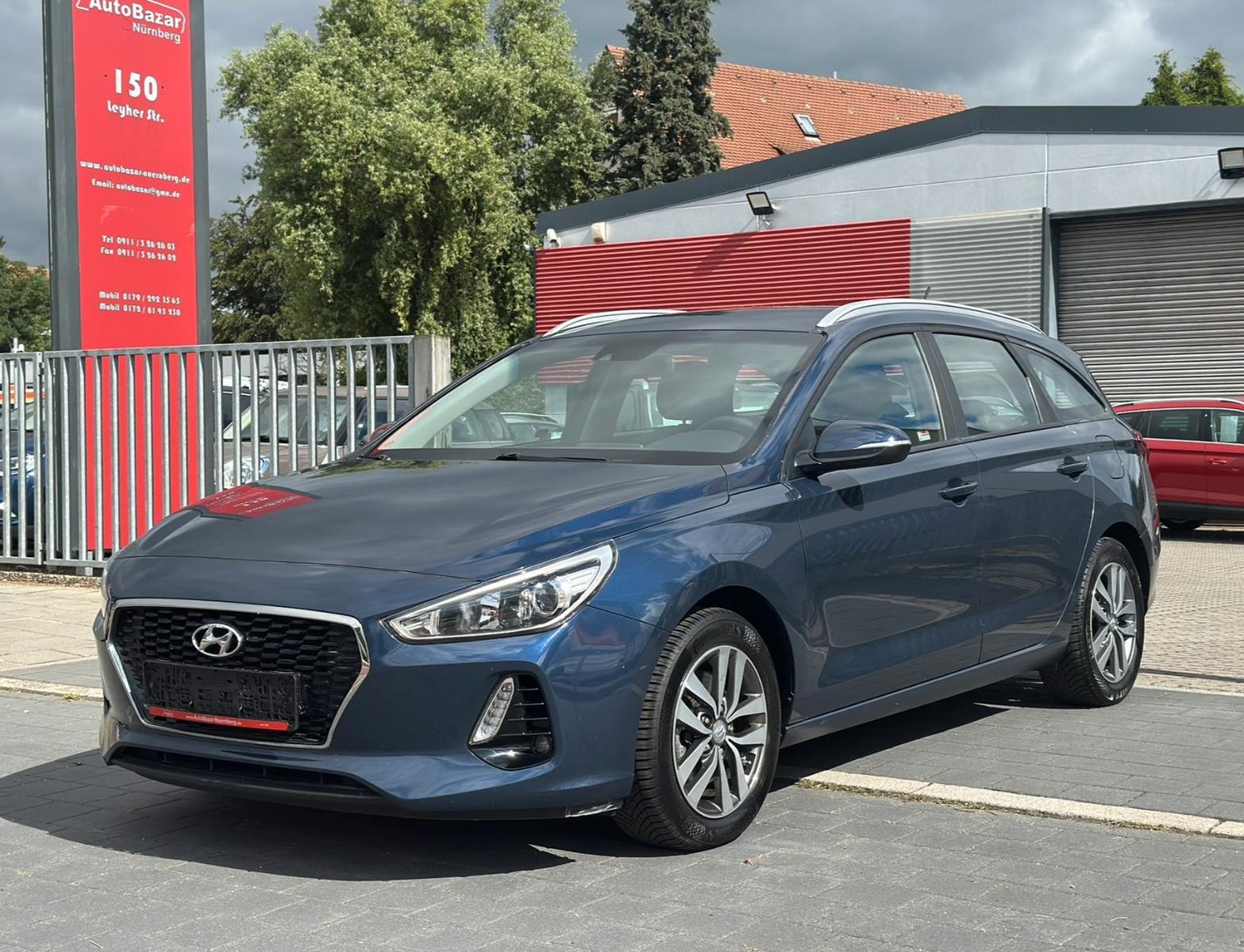 Hyundai i30 cw Trend Kombi / 2. Hand / Scheckheft