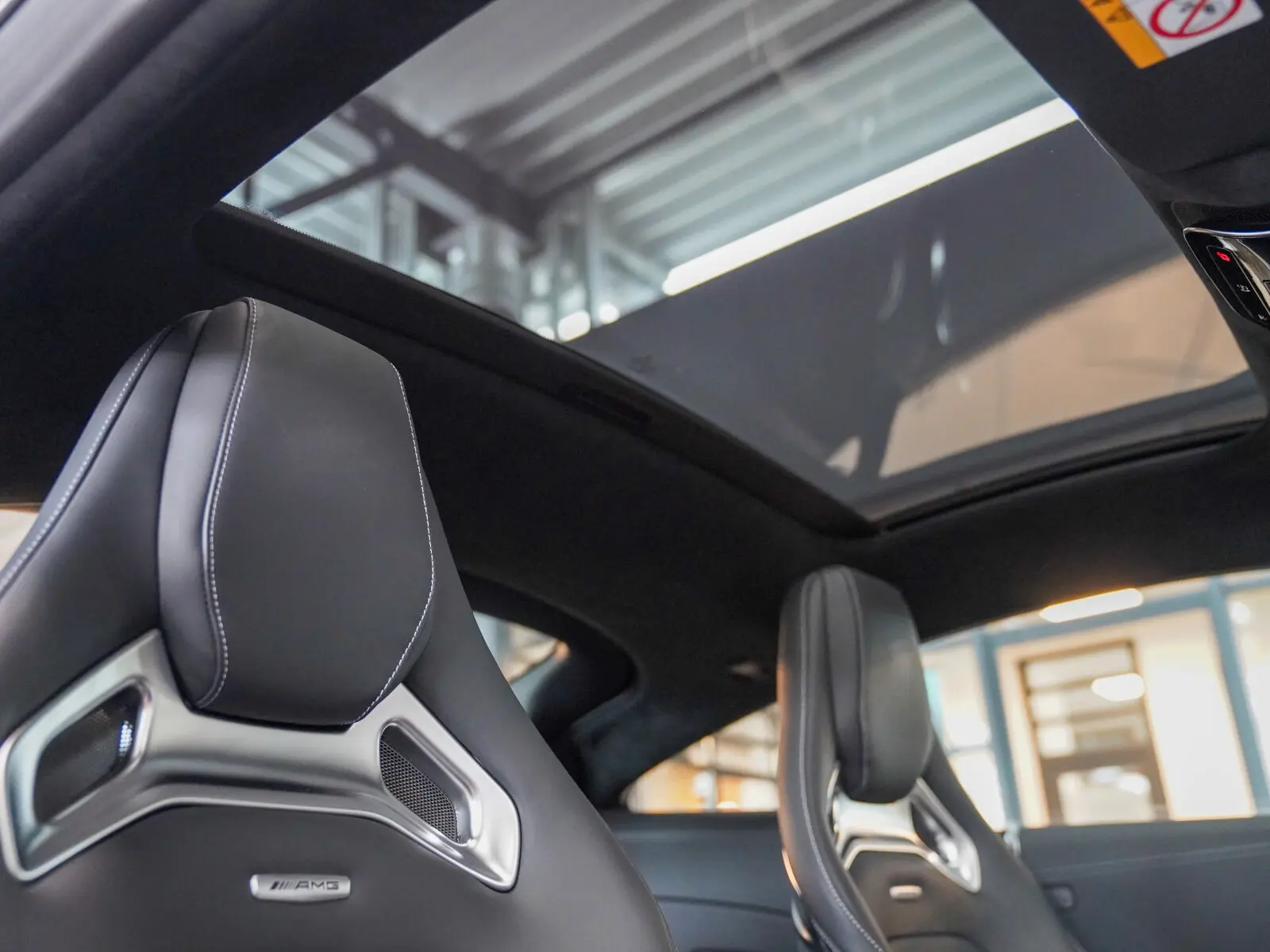 Mercedes-Benz AMG GT 43 kalaharigold MATTLACK Performance Sitz