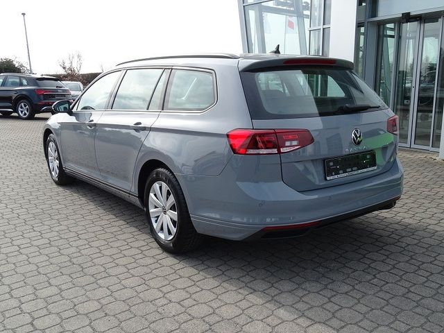 Passat Variant 1.5 TSI Conceptline - LED / Navi