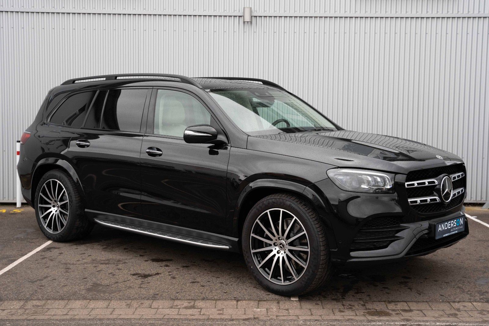 Fahrzeugabbildung Mercedes-Benz GLS 400d AMG 360° PANO BURM SOFT 7SIT MEMOR NEW+