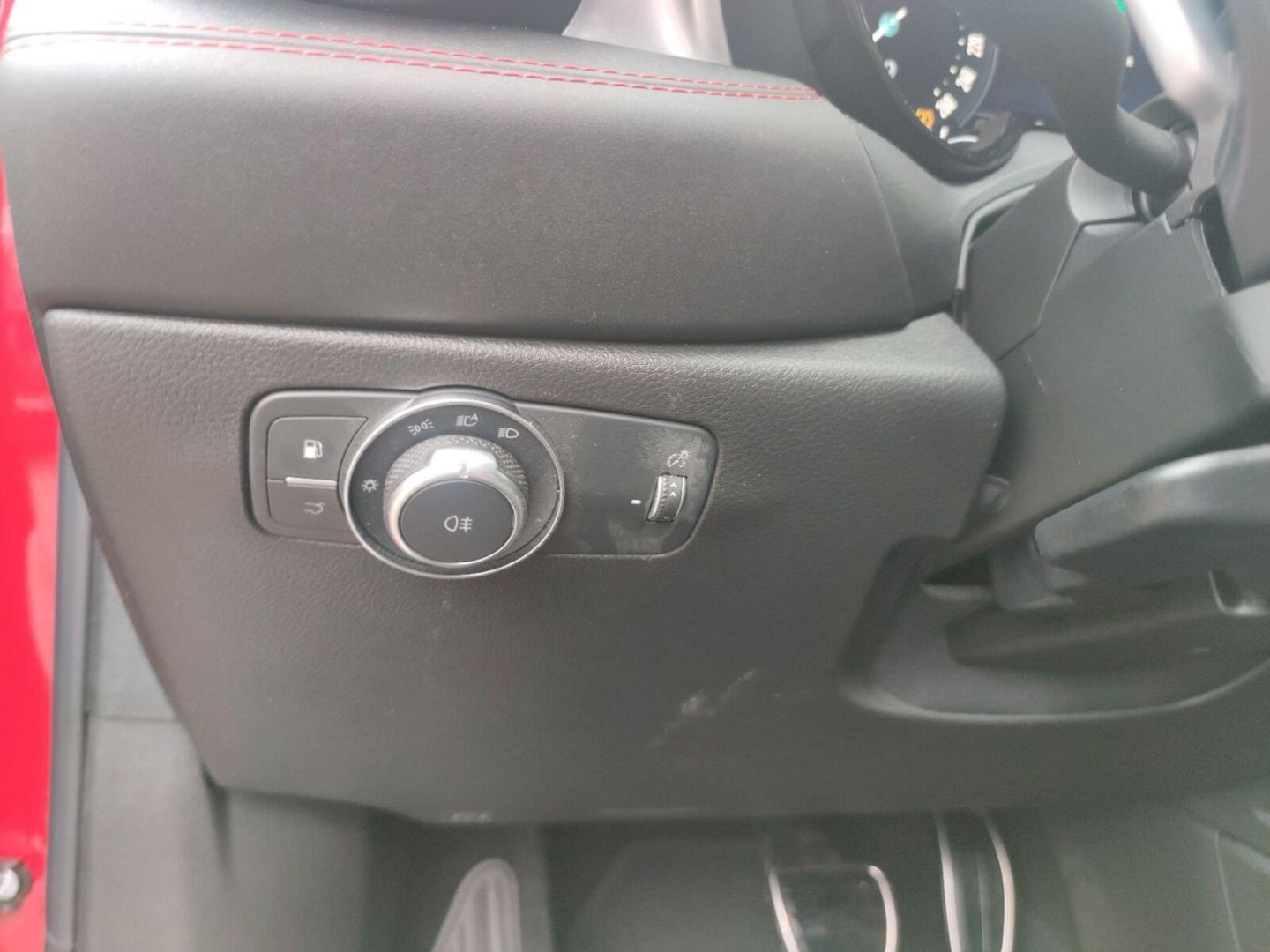 Fahrzeugabbildung Alfa Romeo Tonale Tributo Italiano 1.3 PHEV Q4 Harman Kardo