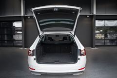 SKODA Superb Combi 2.0 TDI L&K 4x4*Massage*LED*ACC*PSD