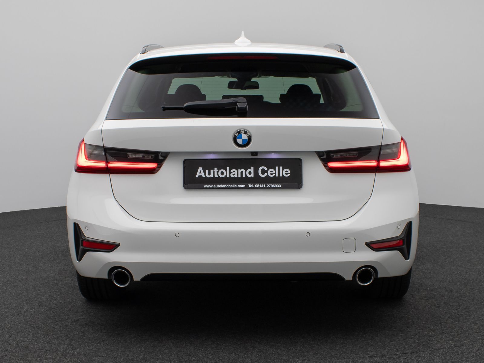 Fahrzeugabbildung BMW 320d Sport Line Kamera DAB HiFi DrivAssist Alarm