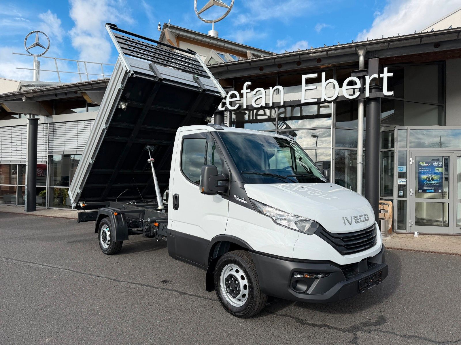 Fahrzeugabbildung Iveco Daily 35S14 A8 *R3.450mm*Automatik*Klima* 2x