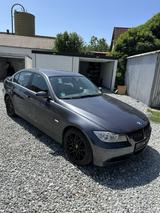 BMW 325i - BMW 325 aus 2006: 325i
