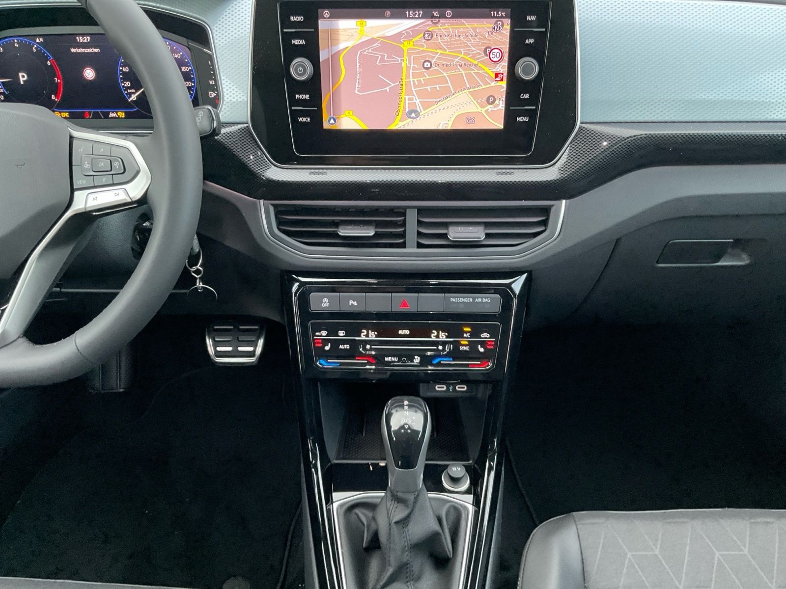 Volkswagen T-Cross - Bild 11