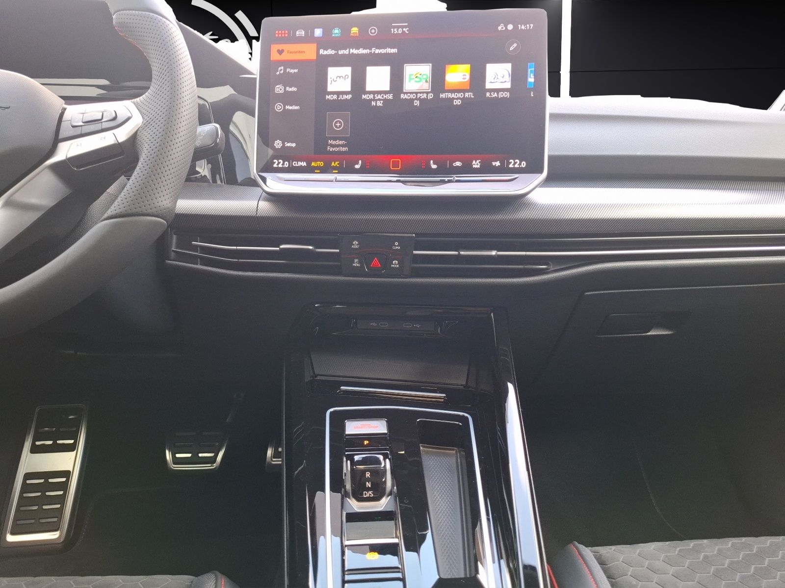 Fahrzeugabbildung Volkswagen Golf VIII GTI Clubsport DSG Matrix Navi AID Pano