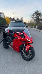 Ducati Panigale V4 inkl. Garantie