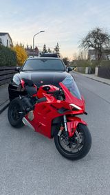 Ducati Panigale V4 inkl. Garantie