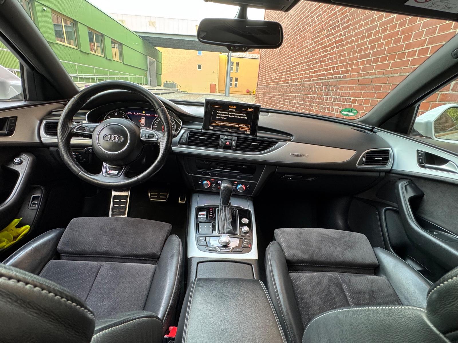 Audi A6 Avant S-line 3.0 TDI 218ch - Toi ouvrant panoramique - Alcantara - Carnet entretien - Pneus toutes saisons - Hayon éléctrique