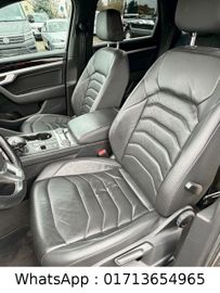 Volkswagen Touareg - 12