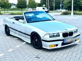BMW E36 328i Cabrio M Technik ab Werk Handscha... - BMW 328 aus 1998