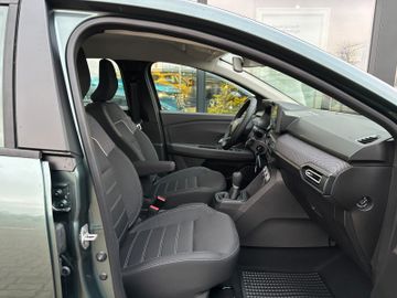 Dacia Sandero Expression TCe 90 CVT