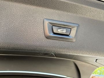BMW 318 Gran Turismo - 12