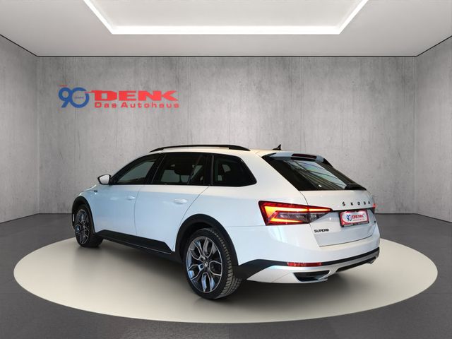 Superb Combi Scout 2.0 TDI 4x4 DSG*BLACK*AHK*