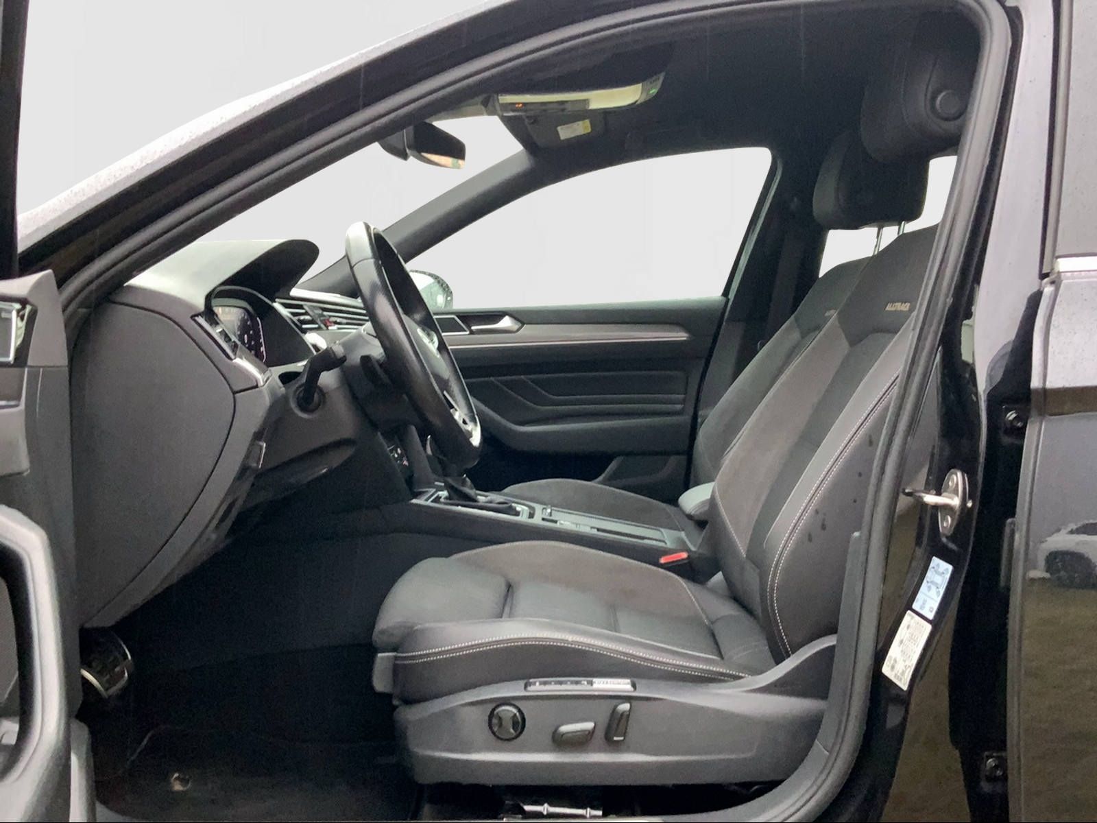 Passat Var All 4M 2.0 TDI STHZ,AHK,RFK,NAV.