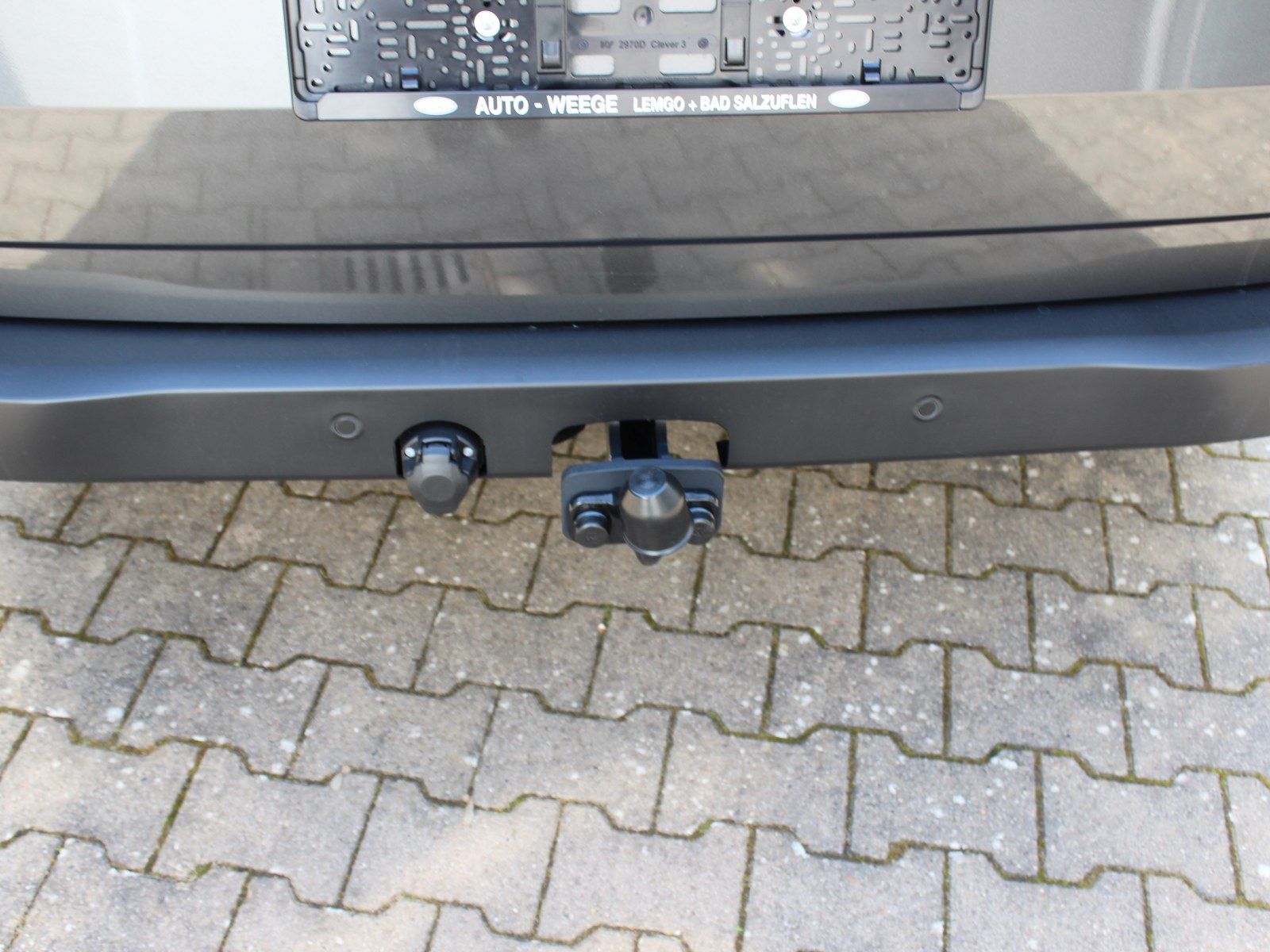 Fahrzeugabbildung Ford Tourneo Custom 320 L1 Tourneo Active FWD Bus