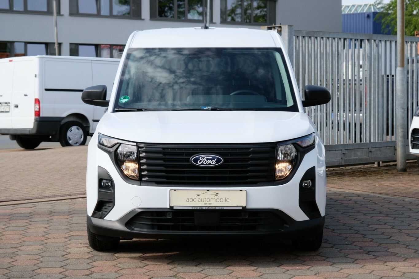 Transit Courier 1.0 Trend CarPlay Klima
