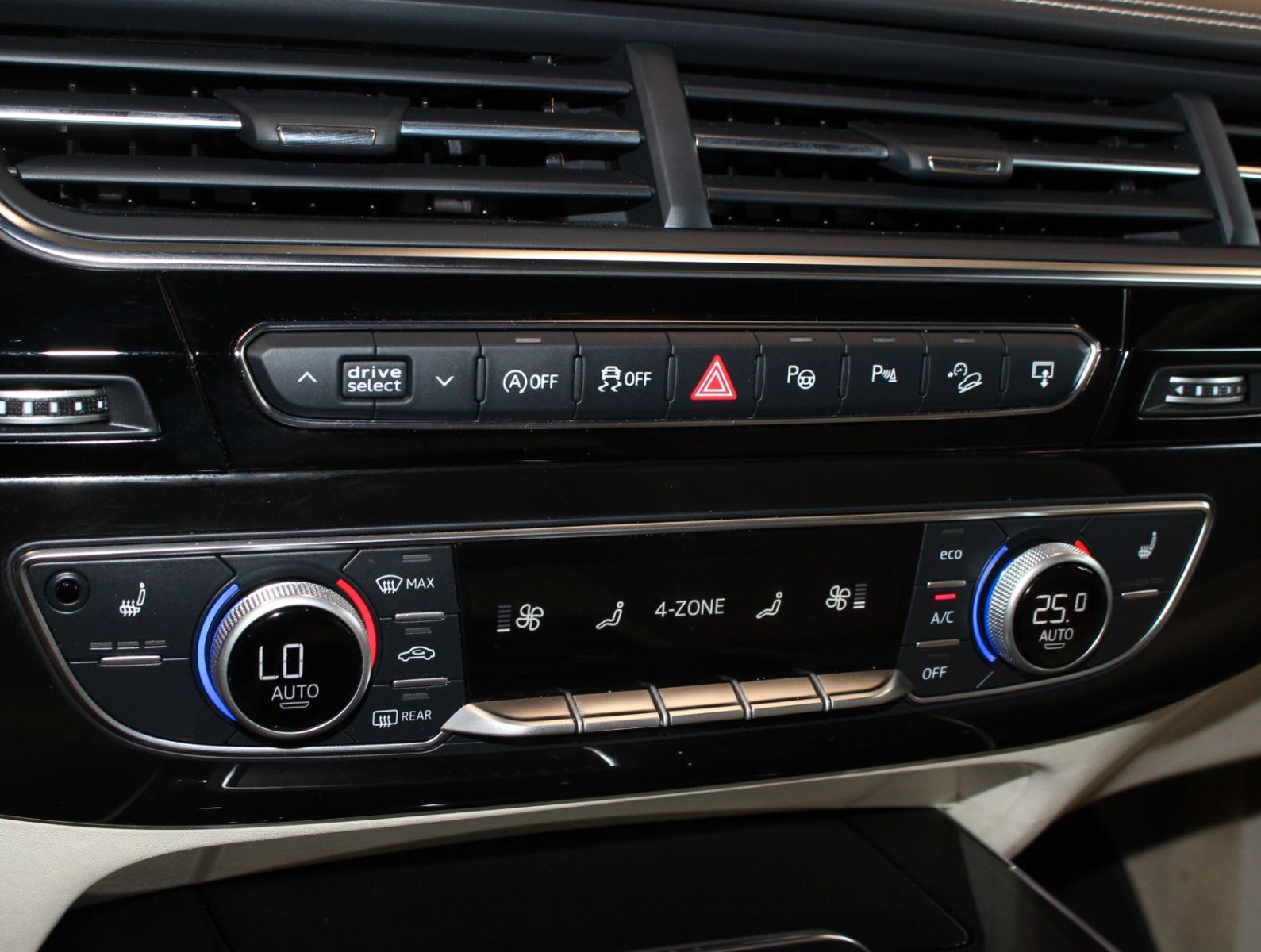 Fahrzeugabbildung Audi SQ7 4.0 TDI quattro NP 178K*Voll