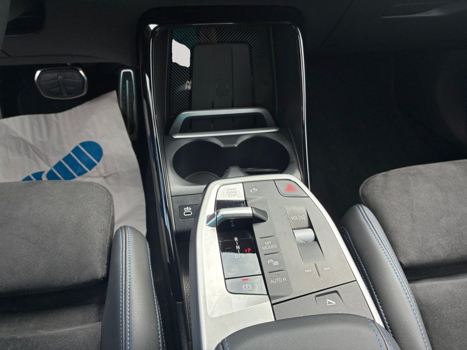 BMW 223 Active Tourer - Bild 12