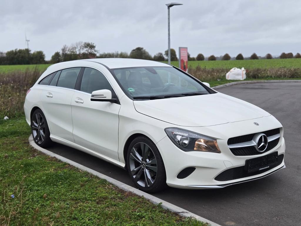 Mercedes-Benz CLA 200