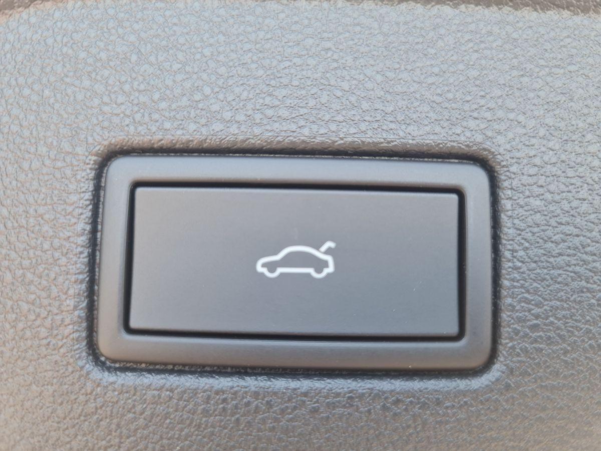 Volkswagen Touran Last Edition 1.5 TSI DSG 7SITZE AHK LED N, миниатюра 11