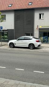 BMW X6 M-Paket 3.0 Diesel Sehr gepflegt - BMW X6 M mit Diesel-Antrieb