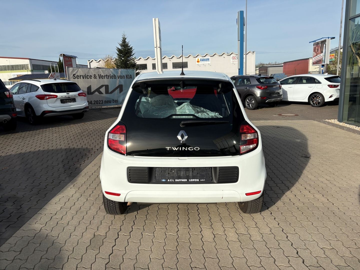 Fahrzeugabbildung Renault Twingo Life Bluetooth Tel.-Vorb. Berganfahrass.