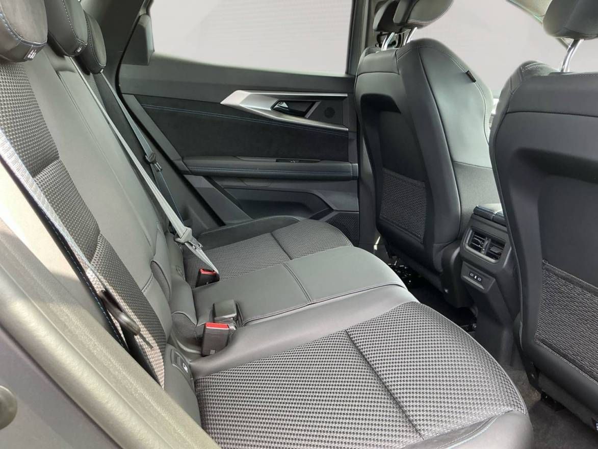 Fahrzeugabbildung Renault Austral Esprit Alpine Full Hybrid E-Tech 200
