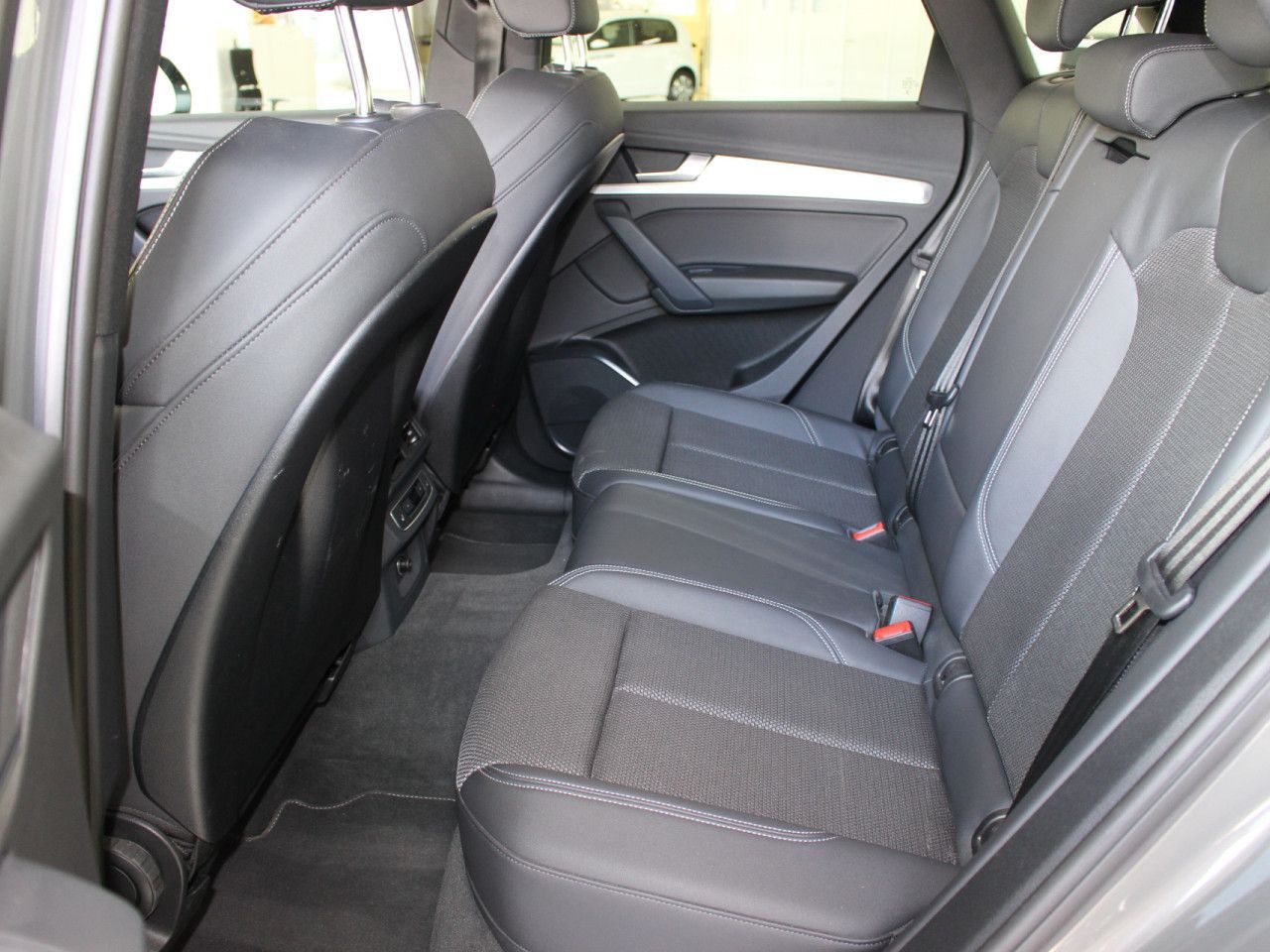 Fahrzeugabbildung Audi Q5 40 TFSI quattro S line AHK/Matrix/ACC