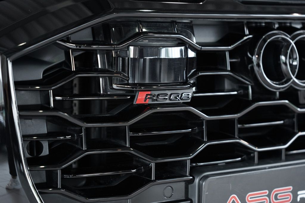 Audi Rsq8