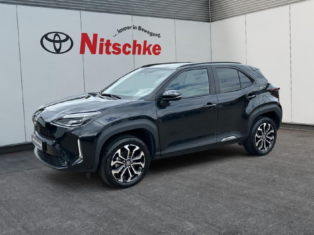 Toyota Hybrid FWD Teamplayer, Winter-Paket, AHK