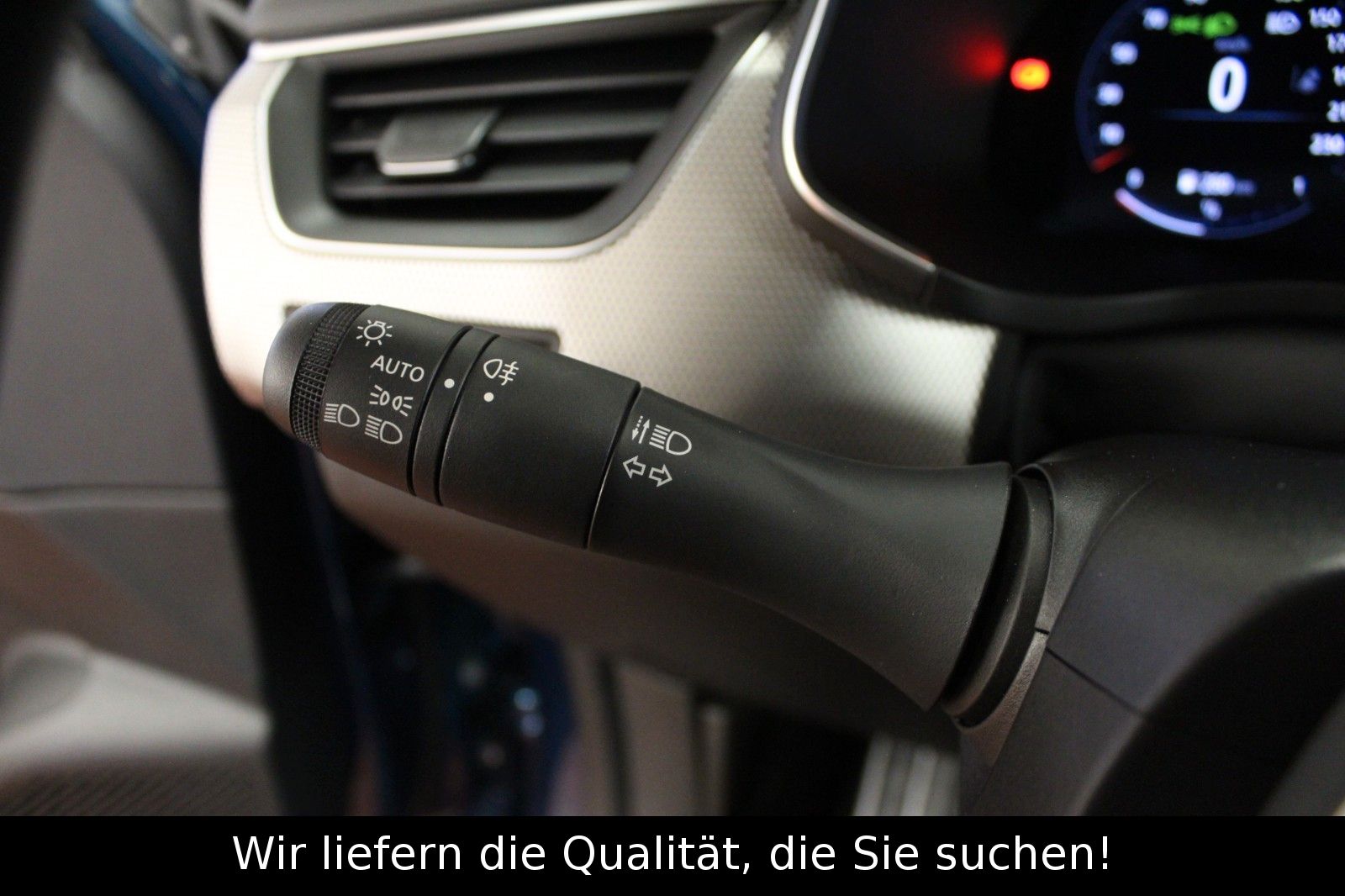 Fahrzeugabbildung Renault Arkana Mild Hybrid 140 EDC Techno