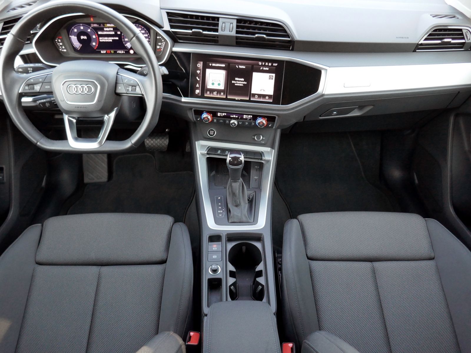 Fahrzeugabbildung Audi Q3 35 Advanced 2.0 TDI S-tronic | LED PDC ACC