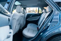 MERCEDES-BENZ E350  T CDI 4Matic/ AIRMATIC/ AHK/ MASSAGE