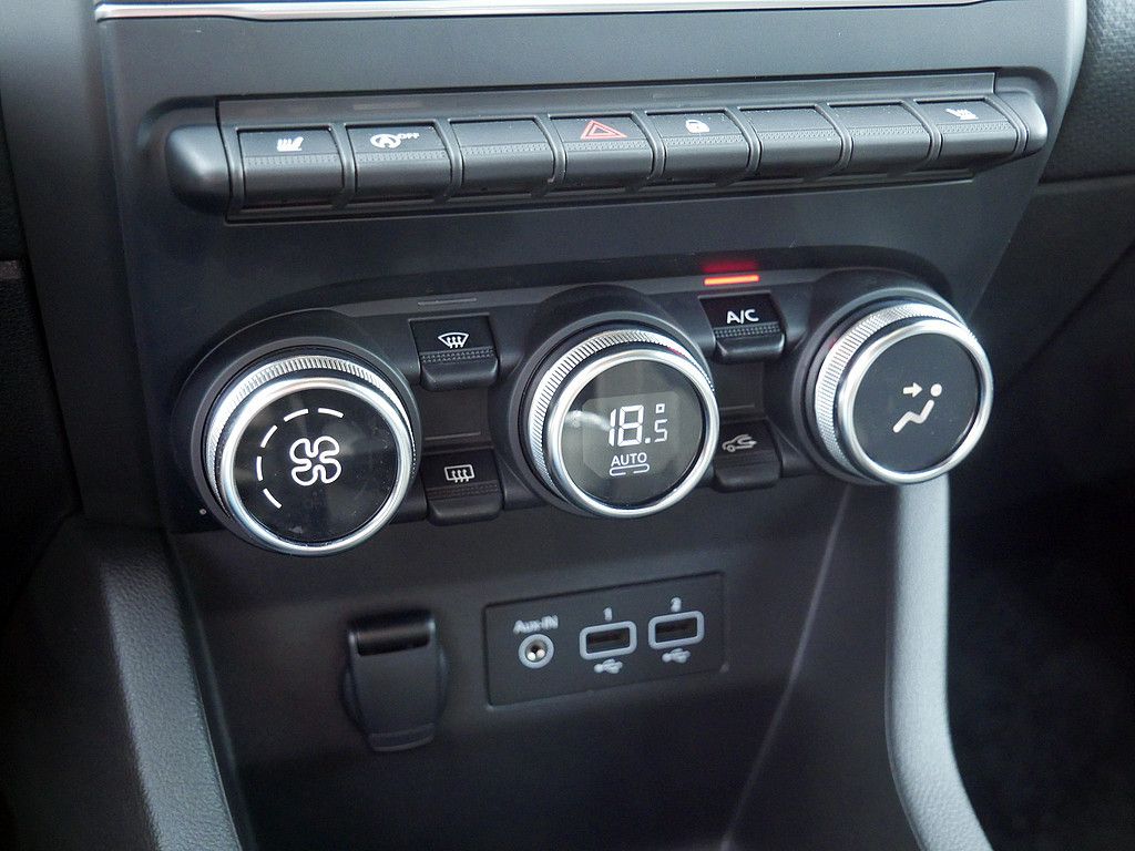 Fahrzeugabbildung Renault Clio Business Edition SCe 65 SHZ KAMERA NAVI LED