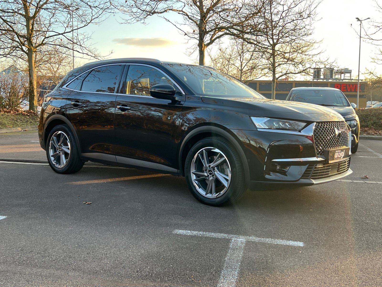 Fahrzeugabbildung DS Automobiles DS7 Crossback E-Tense 4x4 300 Anhängerkupplung