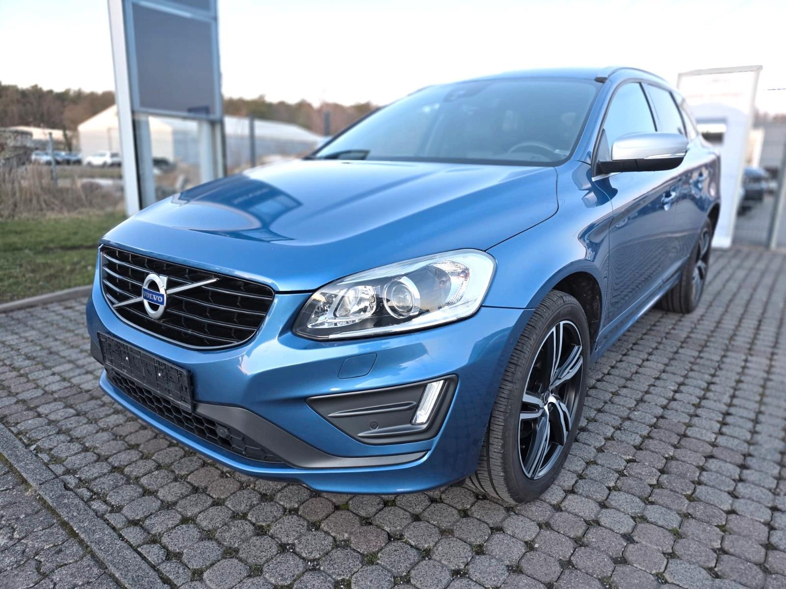 Volvo XC60 Momentum 2WD,R Design,Navi,Kamera
