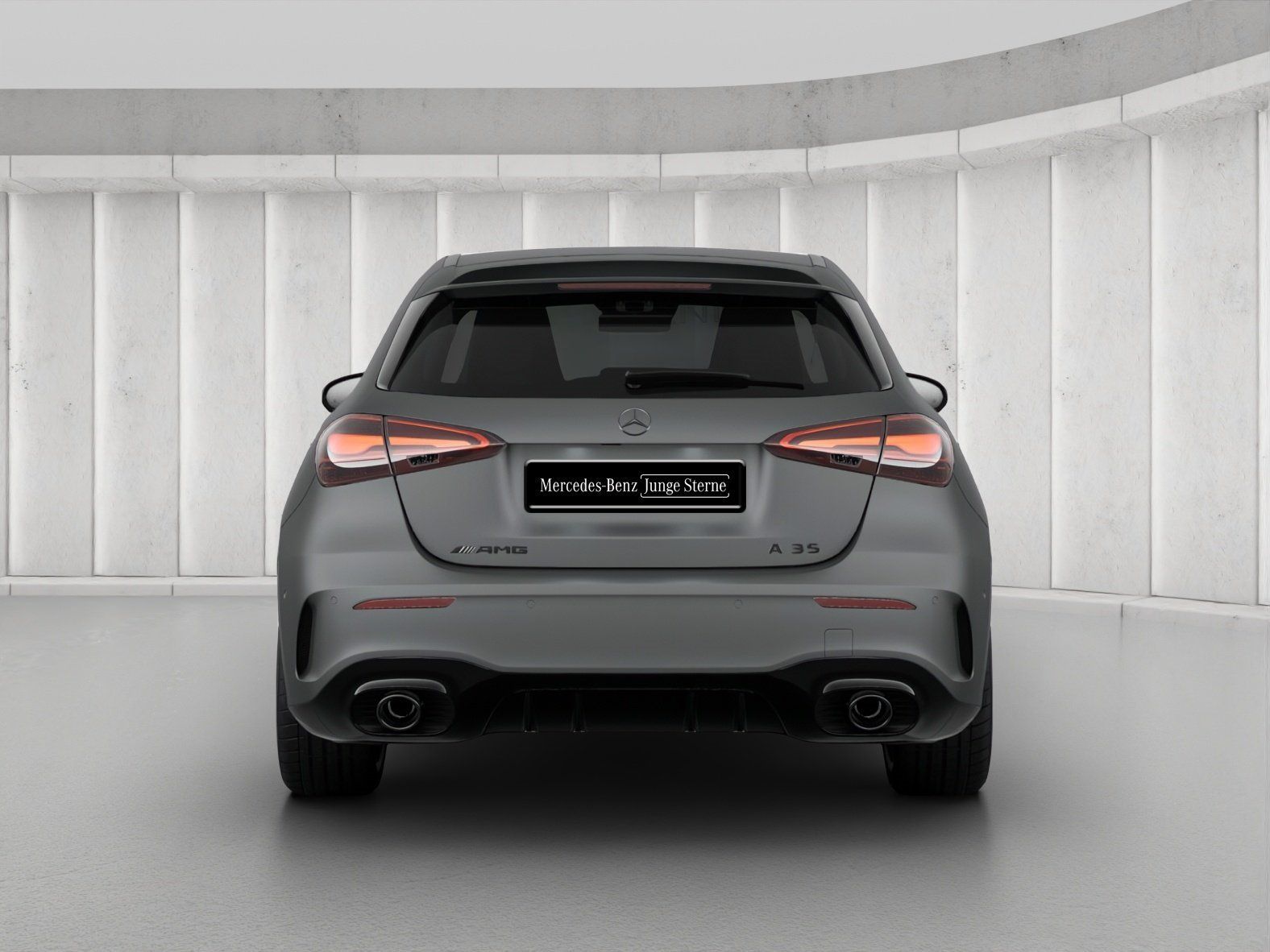 Mercedes-Benz A 35 AMG 4M MAGNO Night Pano HUD 360° Burmes 19" imagem 3
