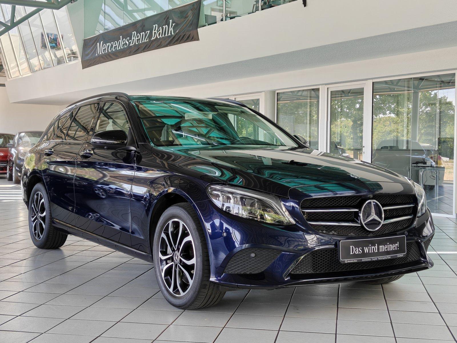 Mercedes-Benz C 400 T Avant. 4M STANDHEIZ+MULTIBEAM+360+COMAND