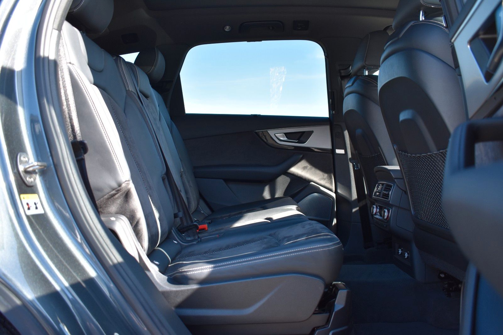 Fahrzeugabbildung Audi Q7 50 TDI quattro S Line/PANO/Night/7 Sitz/B&O