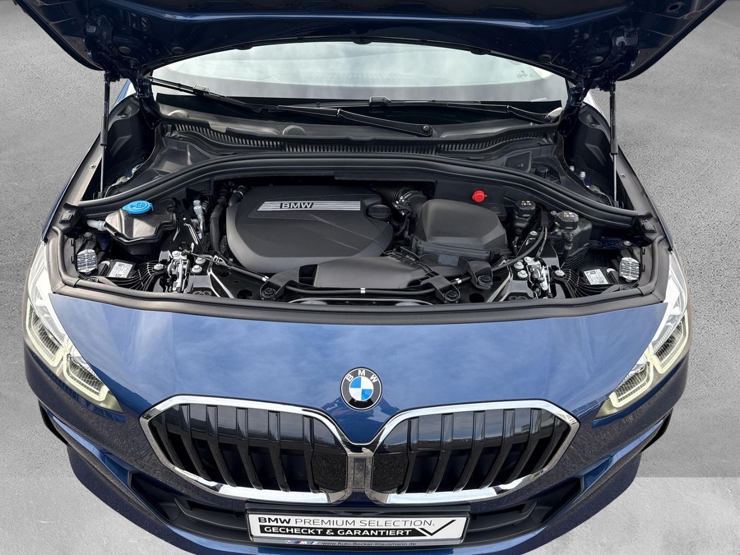 BMW 223 Active Tourer xDRIVE 17''NAVI LED AHK SPORTS