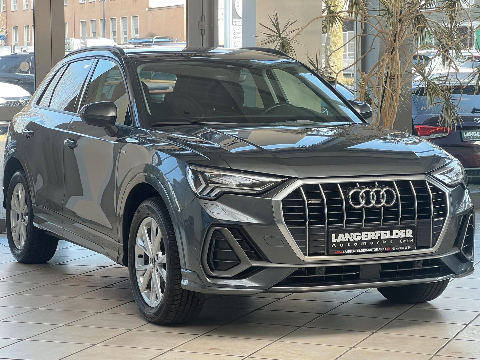 AUDI Audi Q3 35 quattro S line*DSG*MATRIX*Standhzg*1H