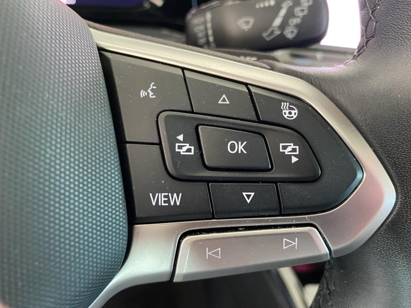 Volkswagen Golf VIII 2.0 TSI Style +DSG+LED+ACC+NAVI+KLIMA+, миниатюра 26