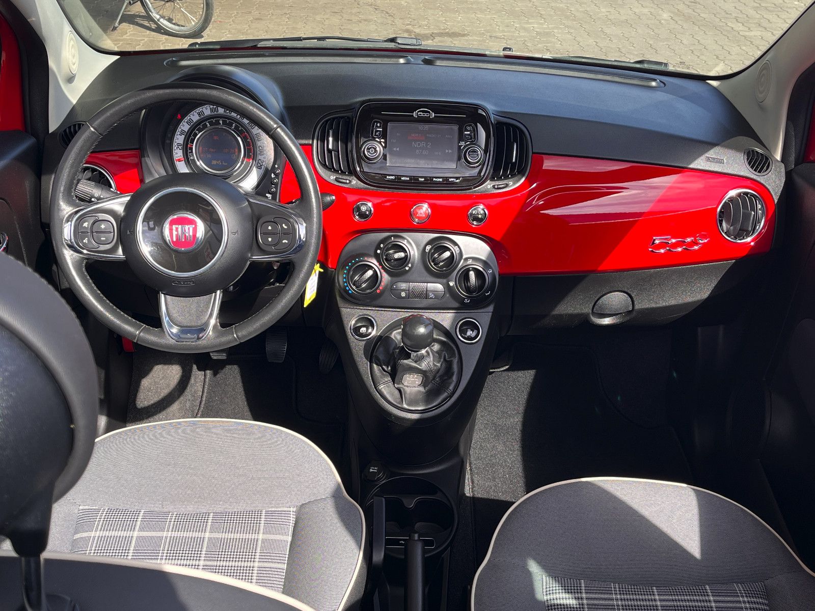 Fahrzeugabbildung Fiat 500C Cabrio  Lounge