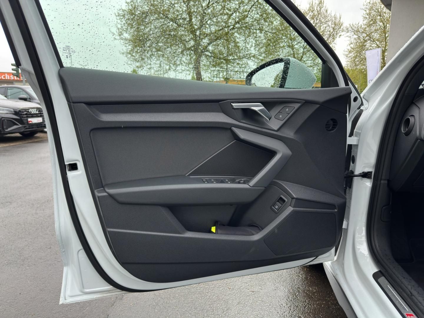 Fahrzeugabbildung Audi A3 Sportback TFSI e S line A3 Sportback 40 TFSI