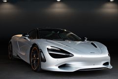 MCLAREN 750S - B&W Lift Elite Paint Carbon Interior 360°